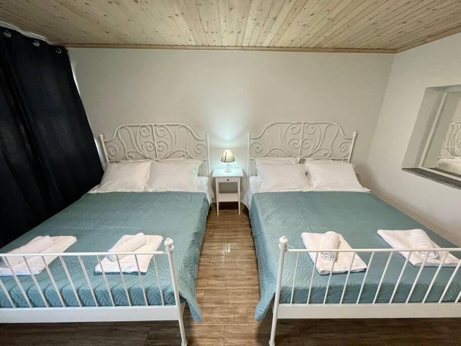 Villa Eftychia Serene Getaway With Hot Tub In A Quiet Location キサモス エクステリア 写真